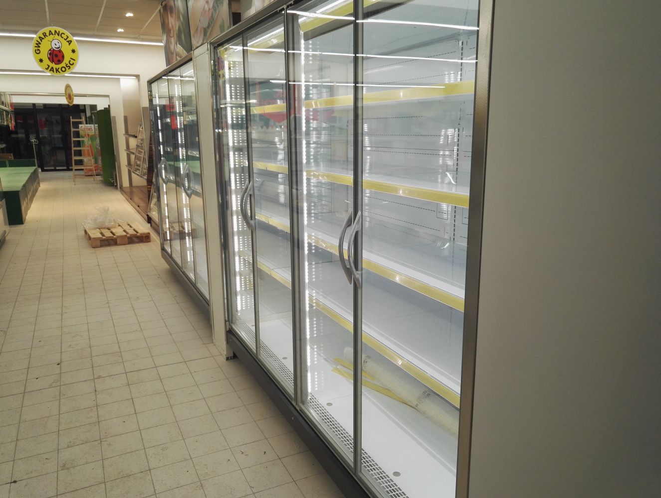Naprawa i serwis regałów chłodniczych
